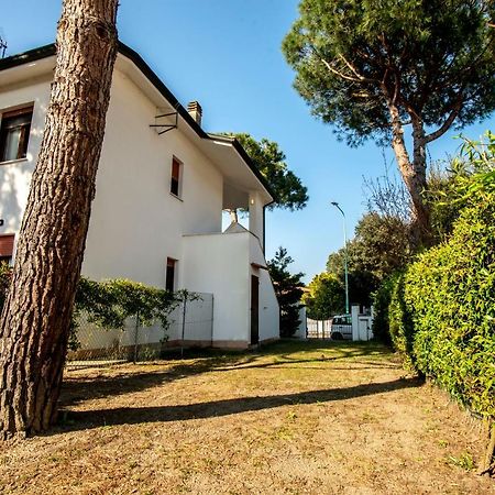 Agenzia Vear - Lido Di Volano Exteriör bild