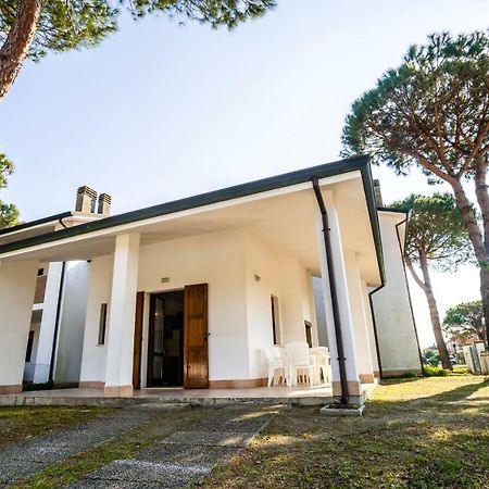 Agenzia Vear - Lido Di Volano Exteriör bild