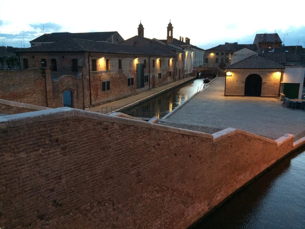 Agenzia Vear - Lido Di Volano Exteriör bild