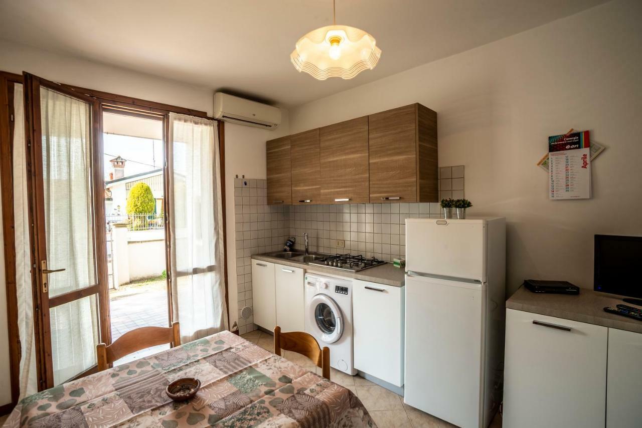 Agenzia Vear - Lido Di Volano Exteriör bild