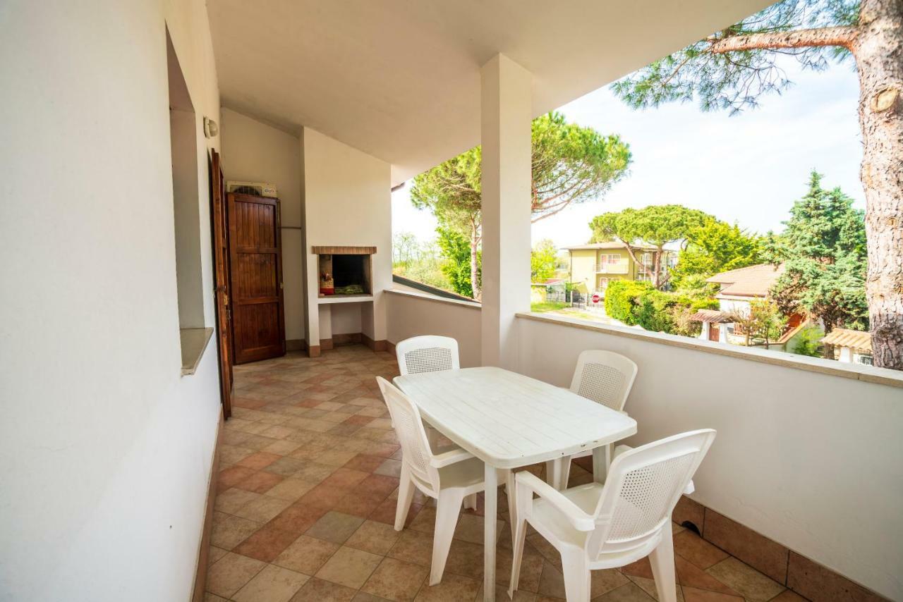 Agenzia Vear - Lido Di Volano Exteriör bild